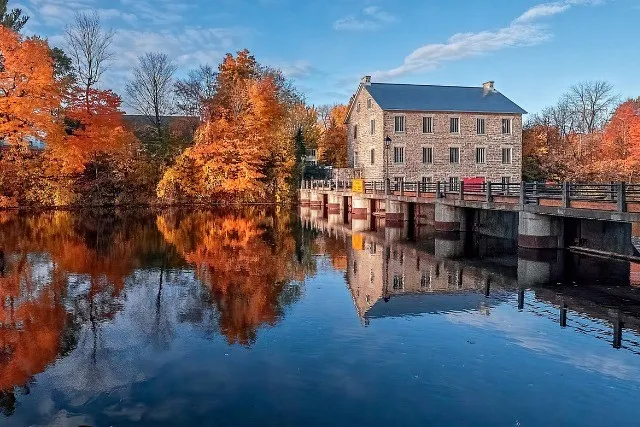 Paisaje otoñal en Canadá